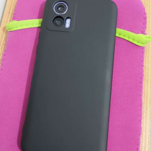 6.28" Motorola Edge 30 Neo (5G機 / Android 14 / CPU: S695 / 8GB Ram / 256GB Rom)