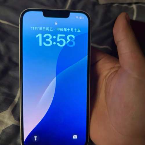 Apple iPhone 13 512G  5G 功能全部正常運作，電池效能86 %，電池良好，已貼貴價玻...