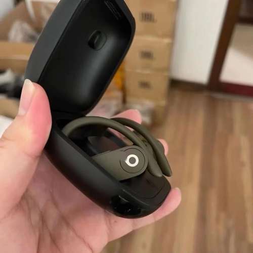 Beats 耳机白色黑色红色运动耳机powerbeats