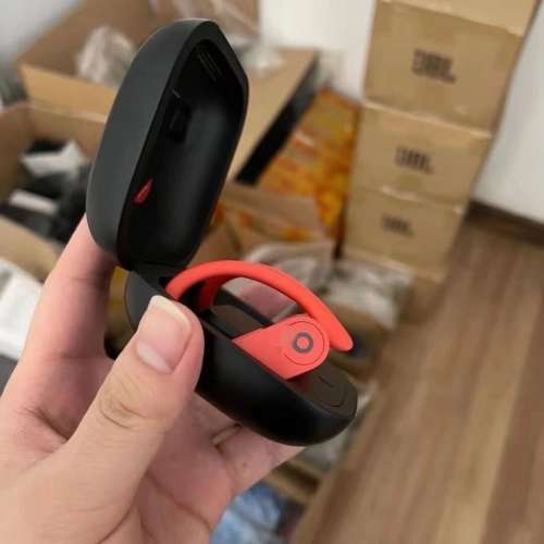 Beats 耳机白色黑色红色运动耳机powerbeats