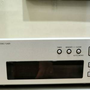 Onkyo T405R 收音機$200