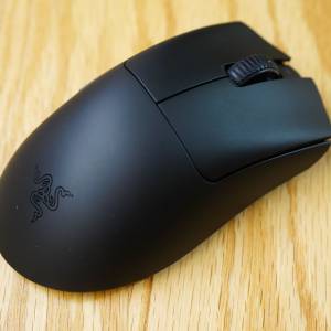 Razer DeathAdder V3 Pro 雷蛇煉獄蝰蛇 超輕量無線人體工學電競滑鼠