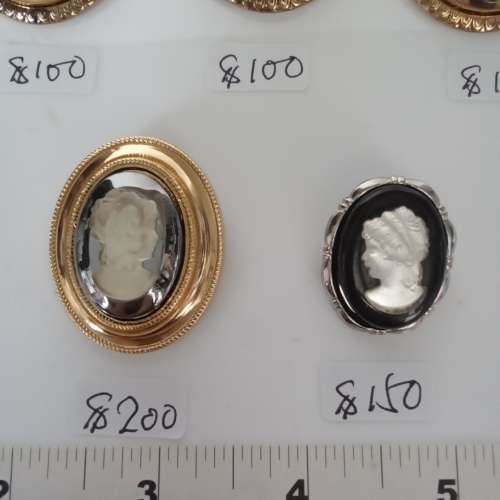 德國心針古舊存貨，每個價錢如照片顯示，兩個起八折，全部八個七折，no.B16.11.24