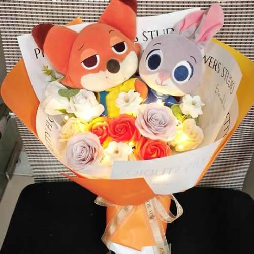 《全港獨家全新正版_職業花藝師主理》優獸大都會nick judy公仔花束 狐狸 兔子 情侶...