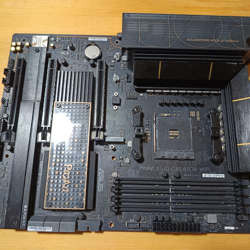 ASUS ProArt X570-CREATOR WIFI底板 (運作正常）