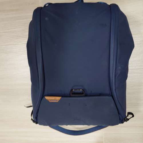 Peak design 20L V2