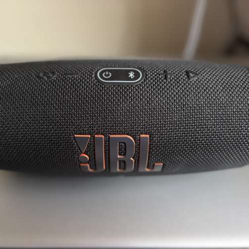 JBL Charge 5