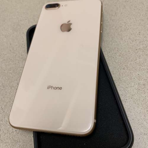 放iPhone 8 Plus 64GB Rose Gold