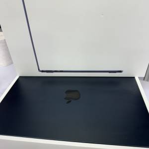 99%New MacBook Air 13吋 2022年 M2 8+256SSD 午夜黑色 全套有盒有配件 香港行貨 首...