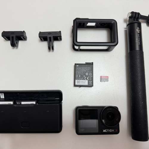 DJI OSMO Action 4 Adventure Combo