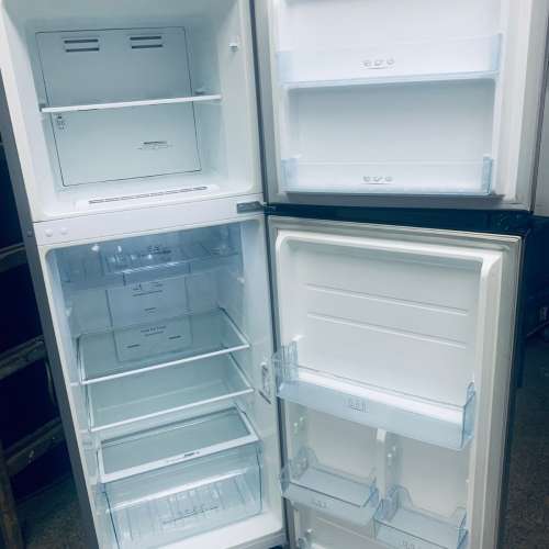 雪櫃 Hisense 海信 頂層冷凍式雙門雪櫃 RT227N4AUH  #二手雪櫃#二手洗衣機#二手電器...