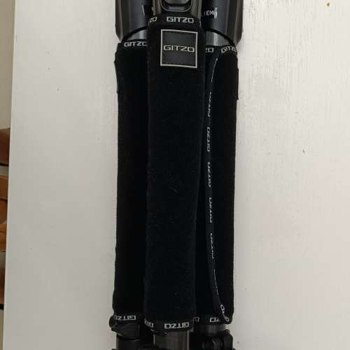 Italy Manfrotto 055 Carbon