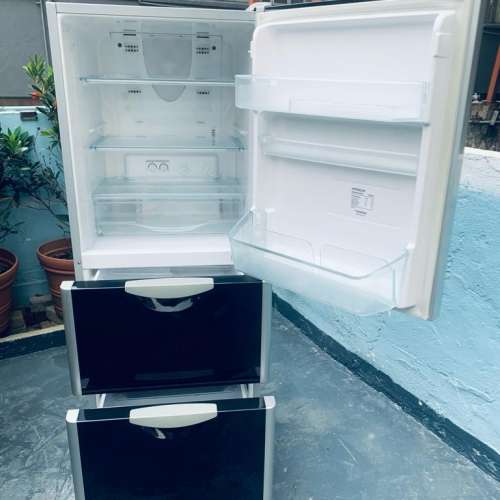 迷你三門雪櫃 HITACHI 日立 R-26 150cm高 珍珠黑