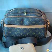 Louis Vuitton (LV) Reporter PM Monogram 男女合用 單肩袋 相機袋