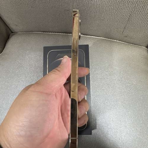 Sell iPhone 12pro max $2900