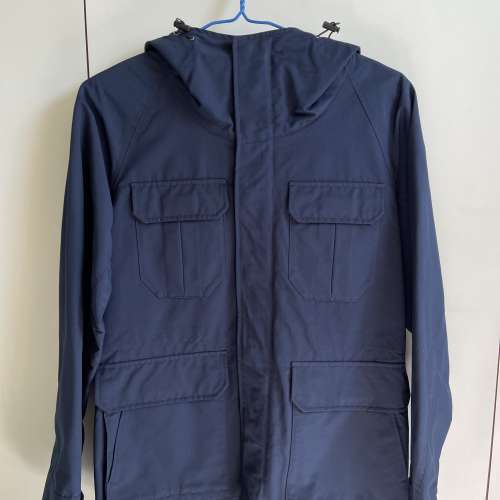 Uniqlo 深藍色男裝防潑水工裝連帽外套（95%新)