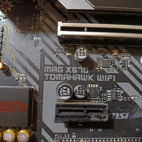 (新淨) MSI MAG X570 TOMAHAWK WIFI 底板連背板 運作正常