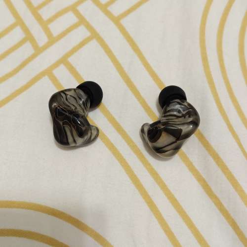 Inear Black Moon 5動鐵耳機