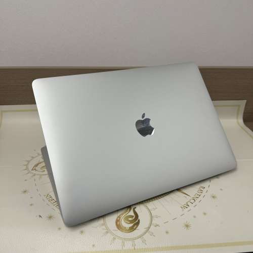 (荃灣實體店超靚機) APPLE Macbook Pro 2019 ver Retina i5 1.4/8gb ram/256gb SSD...