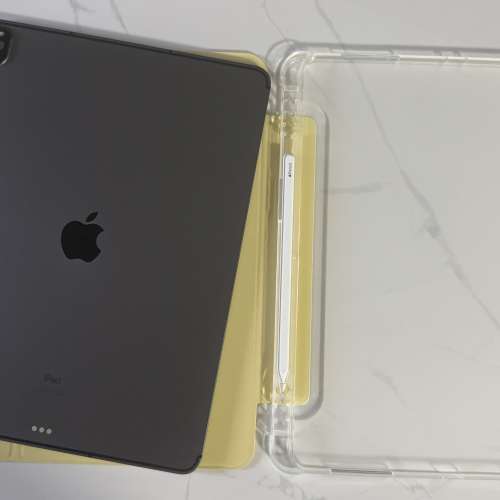 98% new iPad Pro 12.9 gen4 2020 128g WiFi + 4g （可交換iPhone 15 Pro或16）