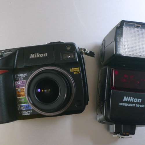 Nikon Coolpix  8400 +SB600