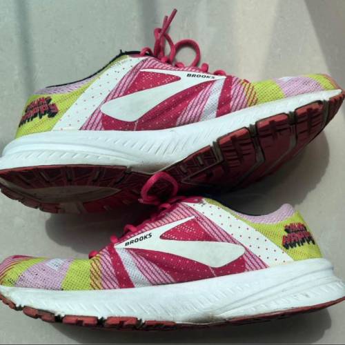 Brooks women running shoe 女裝跑鞋