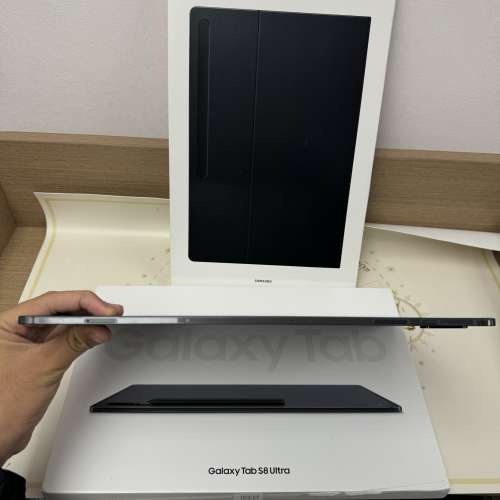 (荃灣實體店）接近全新Samsung Galaxy Tab S8 Ultra/16GB Ram/512GB SSD/14.6吋巨M...