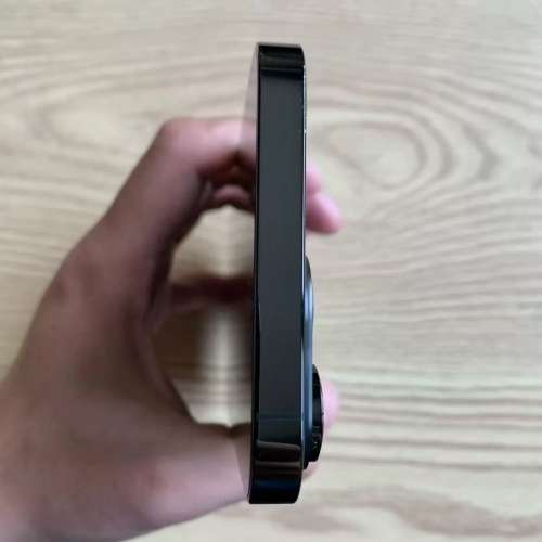 iPhone 14 Pro Max 512  black，Battery 98 %，贈送原裝玻璃鋼化貼及保護套