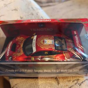 限量版  1:43  青島啤酒 龍年 保時捷 模型車 Porsche 911 GT3 R (992) Macau 2024