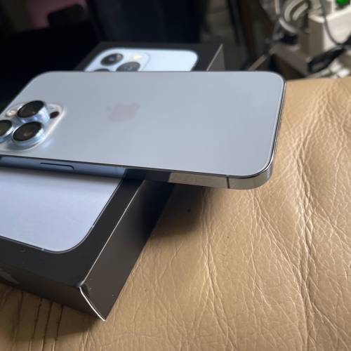 iPhone13pro港版256g