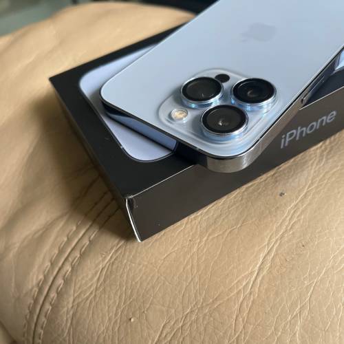 iPhone13pro港版256g