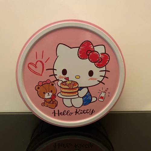 Hello Kitty 圓形鐵盒