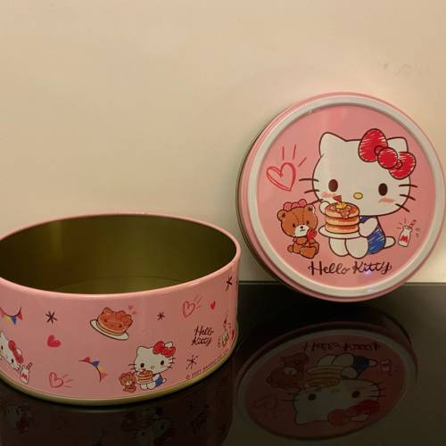 Hello Kitty 圓形鐵盒