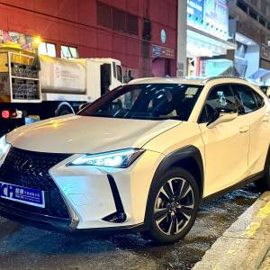 LEXUS UX200