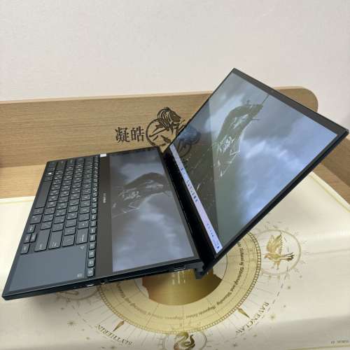 (15寸雙mon機王)ASUS UX581G i9-9980HK/32GB ram /1TB ssd/雙屏幕，touch mon/RTX20...