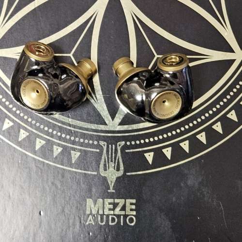 MEZE Audio ADVAR