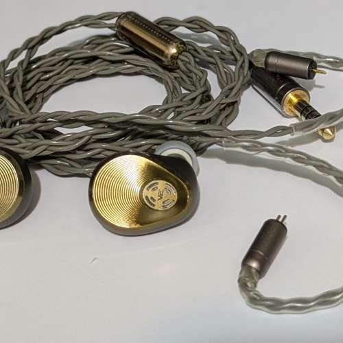 AURA (AKxVision ears)