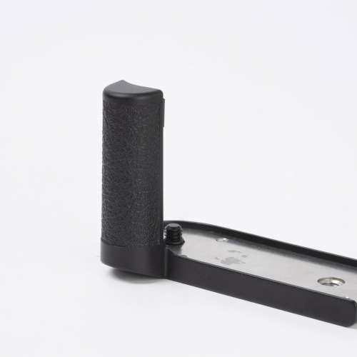 || TWO Leica Handgrip for Leica M film body & D-Lux 8 from $800 ||