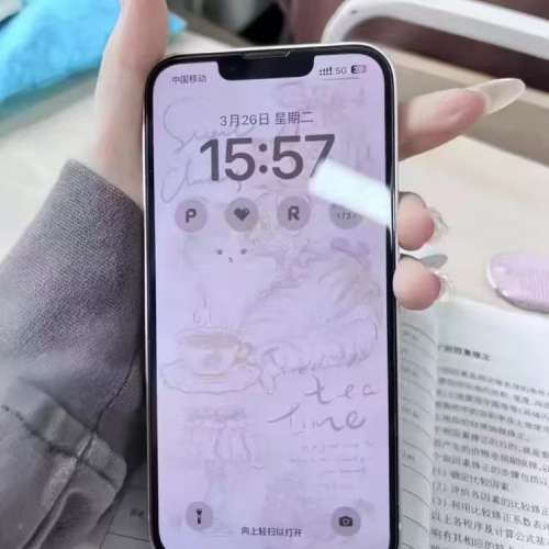 iPhone 13  512GB ，電池容量87％，跟全新玻璃鋼化貼及保護套