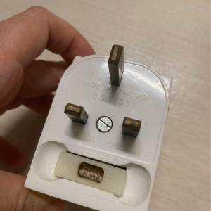 萬能插頭  , plug  ( made in England )