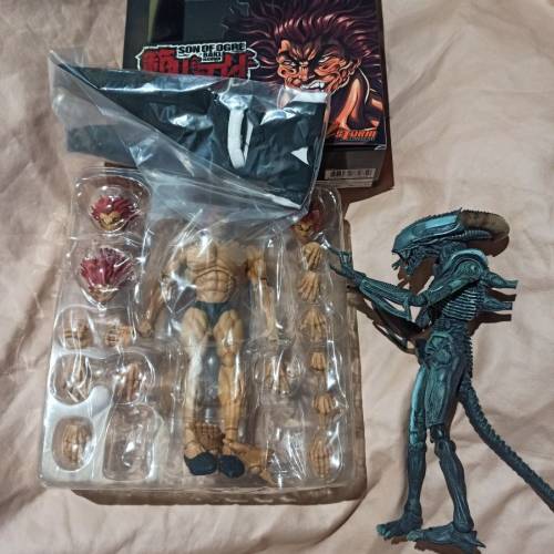 NECA正版異形.超可動刃牙、範馬勇次郎大戰異形、手辦模型玩具、