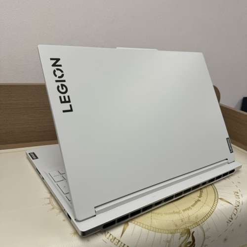 (全新質素Lenovo 頂級電競機)Lenovo Legion 7/ i9-14900HX/32GB Ram/1TB SSD/16吋 4...