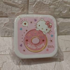 全新原裝日本版Samrio Hello Kitty 餐盒1套3個