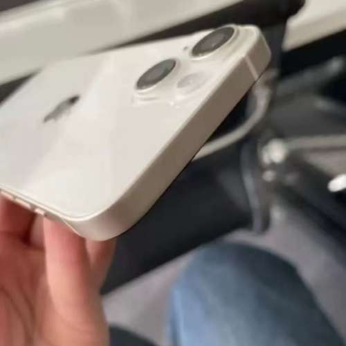 iPhone 13  512GB ，電池容量87％，跟全新玻璃鋼化貼及保護套