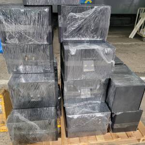 B&W CT7.5 (每隻$5000)