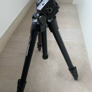 MANFROTTO 7302YB腳架