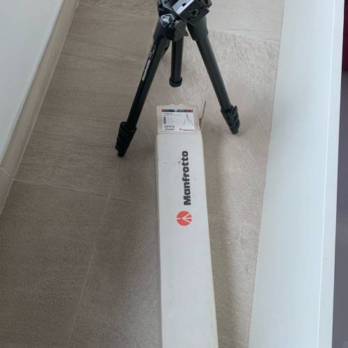 MANFROTTO 7302YB腳架