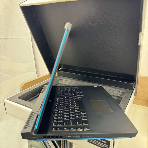 (荃灣實體店) 最強電競機Alienware 外星人/i7-8750H 16,32gb/GTX1070 8gb獨立顯示...