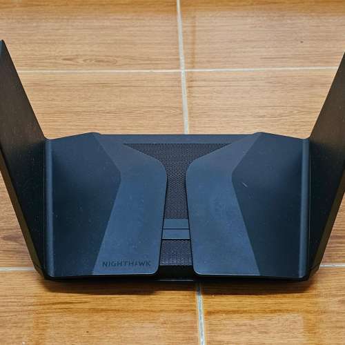 NETGEAR的 Nighthawk AX12 12-Stream WiFi 路由器