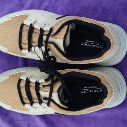 Rockport 女裝休閒鞋